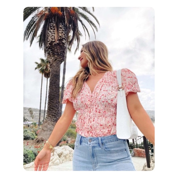 ★ NWT Dear John Chrissy Top - Floral ★ - Picture 1 of 13
